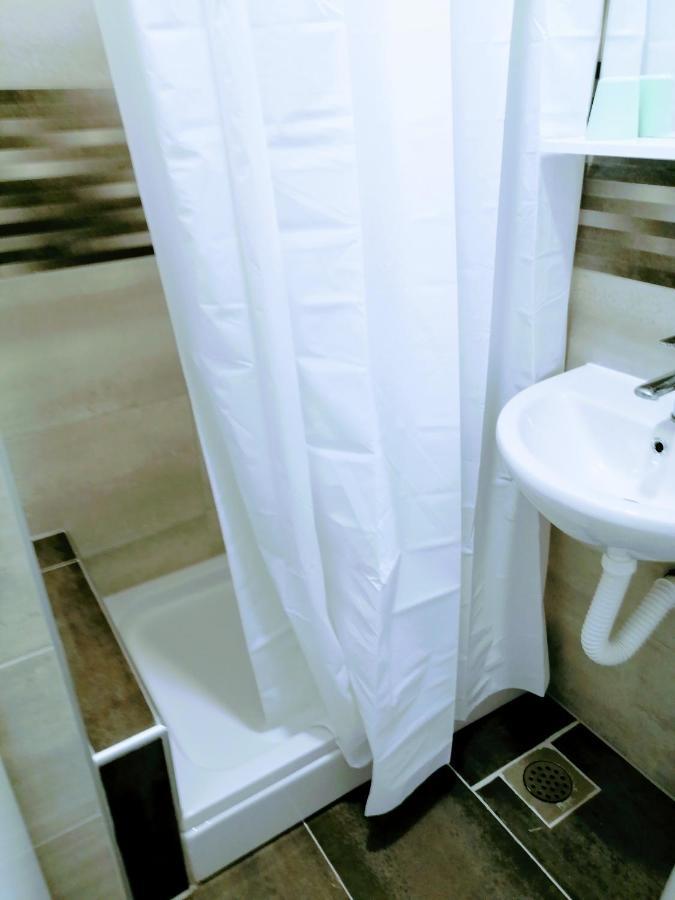 Zpula Center Studio Apartments Екстер'єр фото