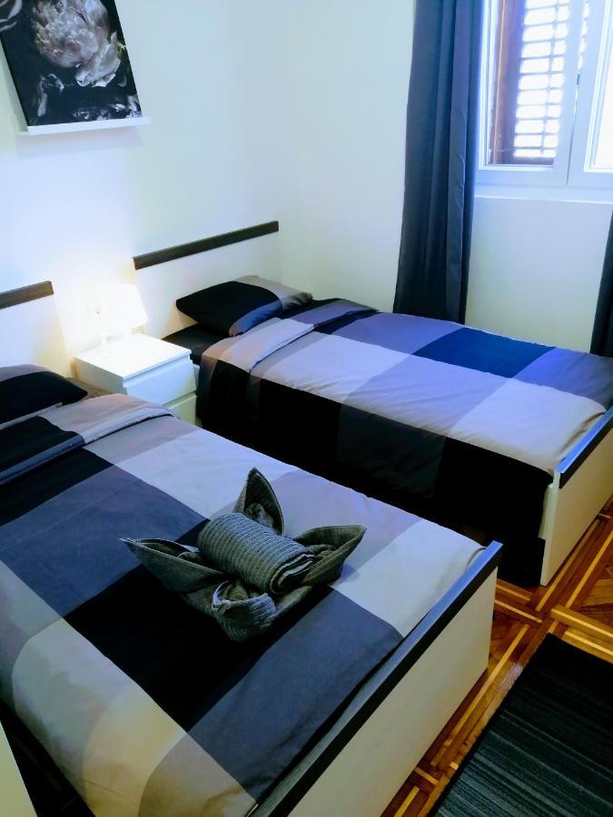 Zpula Center Studio Apartments Екстер'єр фото