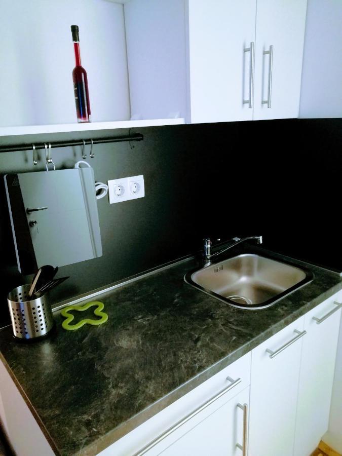 Zpula Center Studio Apartments Екстер'єр фото