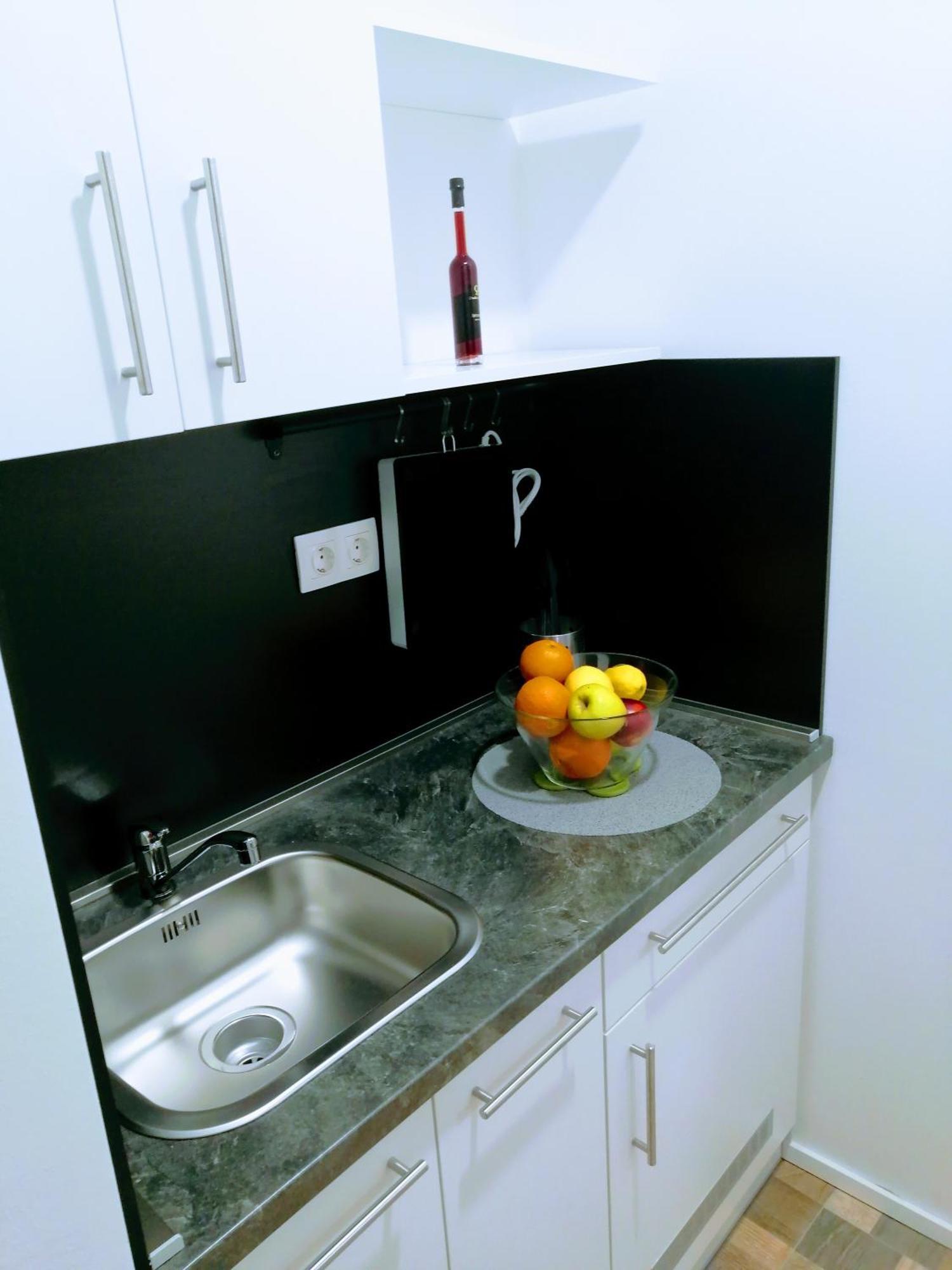 Zpula Center Studio Apartments Екстер'єр фото